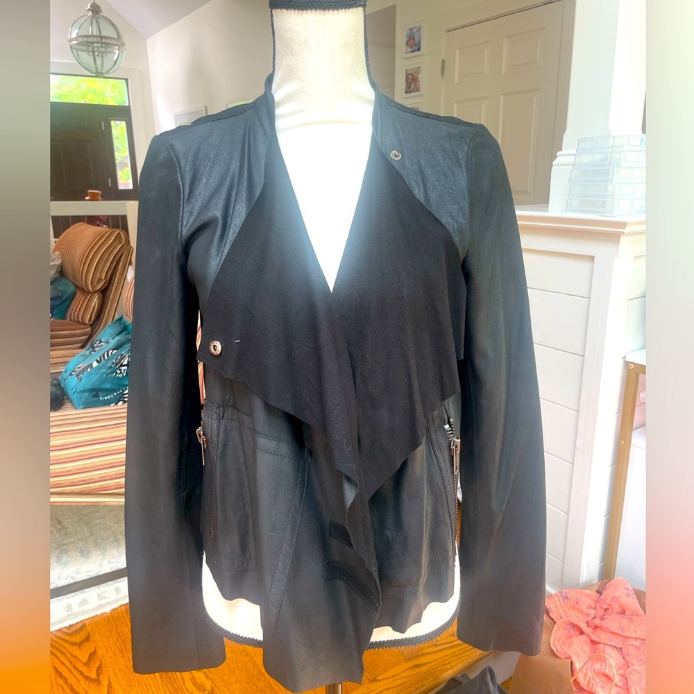 Size Medium Leather BB Dakota Jacket Black